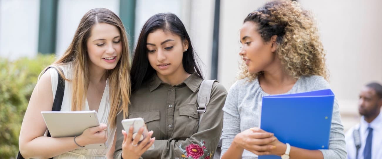 facebook shutting down its student-only social