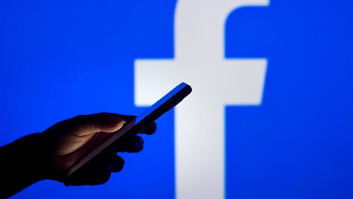 The Ultimate List of Top Social Media Apps and Sites